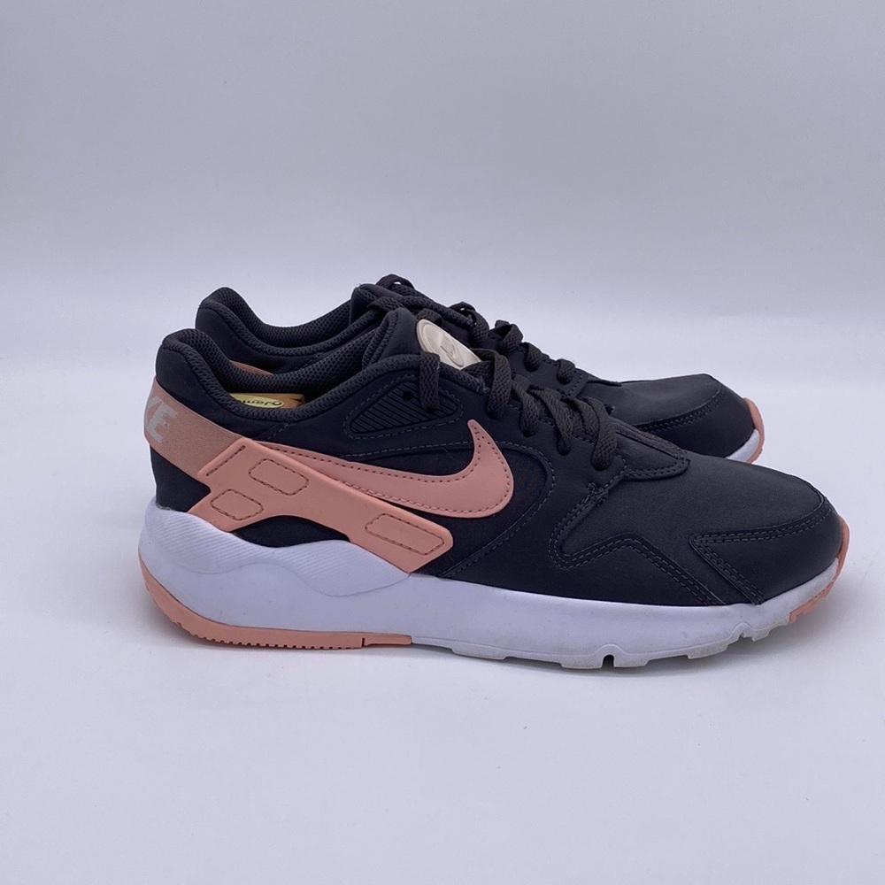 Nike LD Victory running shoes women’s 8.5